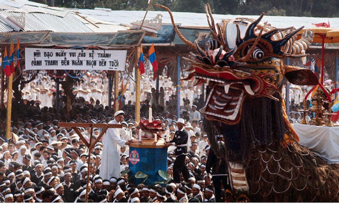 “Lược sử tôn giáo”: Cuộc du hành xuyên không trở về cội nguồn của các tôn giáo