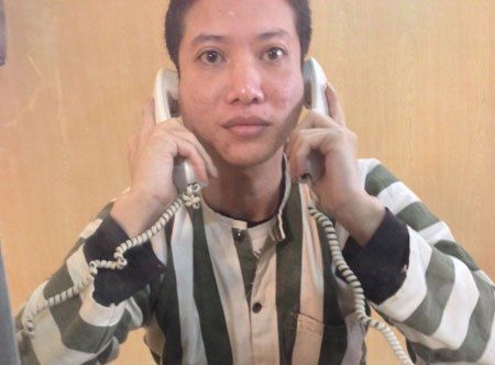 Nguyễn Văn Chưởng kể chuyện với ph&oacute;ng vi&ecirc;n b&aacute;o Người Đưa Tin. Nguồn ảnh: vtc.vn 