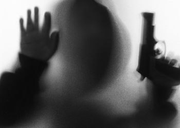 Một tiếng súng tuyệt vọng cuối tháng Tư