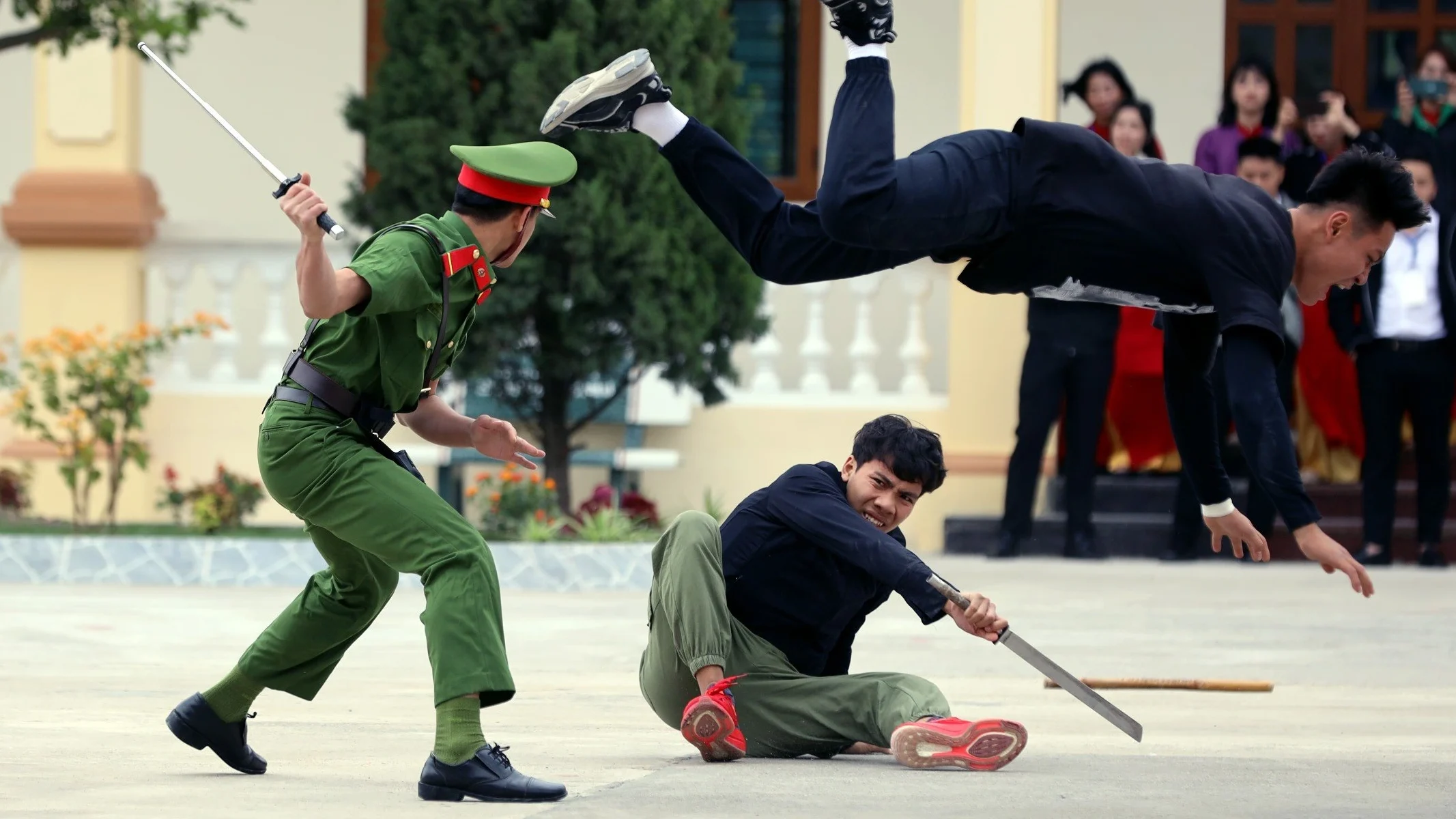C&ocirc;ng an ở trại giam Thanh Xu&acirc;n (H&agrave; Nội) tr&igrave;nh diễn v&otilde; thuật. Ảnh minh họa. Nguồn ảnh: Nguyễn Hiền/VOV.
